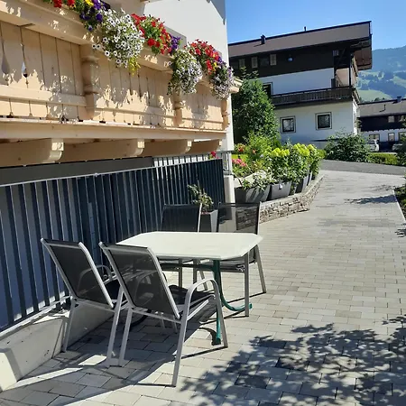 Haus Sandra Saalbach-Hinterglemm