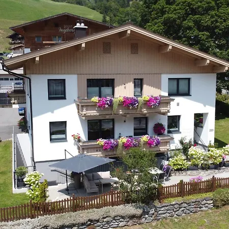 Apartament Haus Sandra Saalbach-Hinterglemm